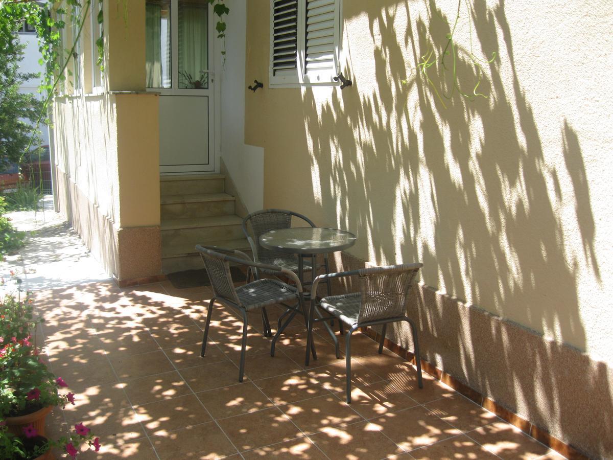 Apartments Radic Trogir Bagian luar foto